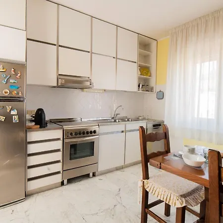 Eucalipto, Splendido Con Terrazza Panoramica Sulla Campagna Versiliese Apartment