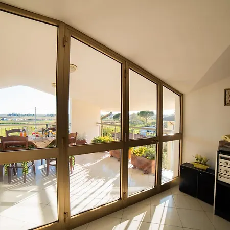 Apartment Eucalipto, Splendido Con Terrazza Panoramica Sulla Campagna Versiliese Massarosa