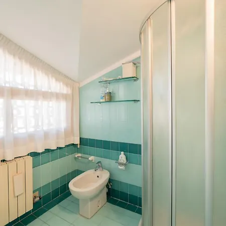 Apartment Eucalipto, Splendido Con Terrazza Panoramica Sulla Campagna Versiliese Massarosa
