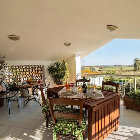 Eucalipto, Splendido Con Terrazza Panoramica Sulla Campagna Versiliese *